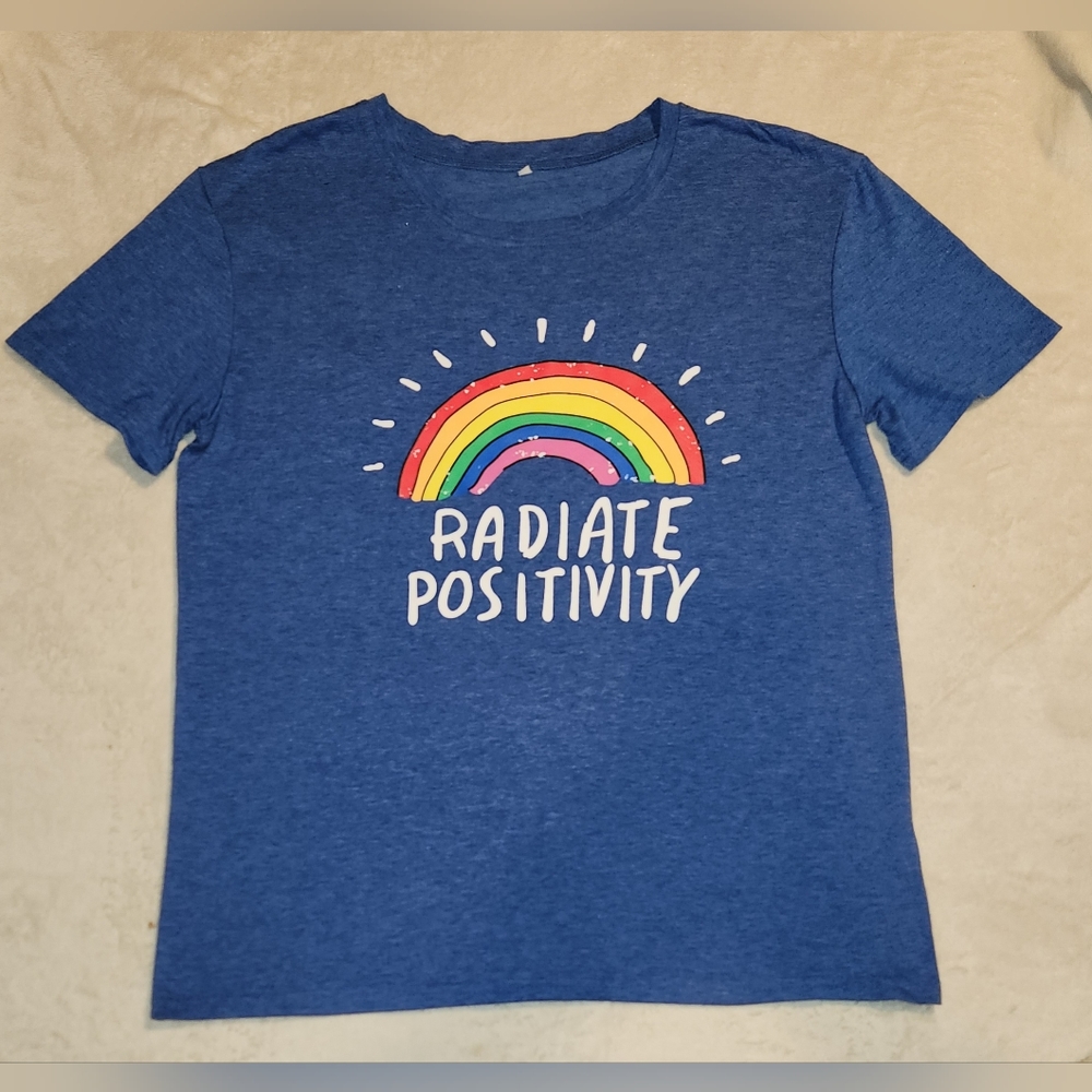 Pride "Radiate Positivity" Tee L - Picture 4 of 10